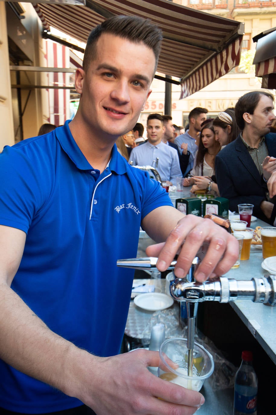 Miles de personas tomaron las calles este martes desde la hora de comer para celebrar la Nochebuena junto a familiares y amigos