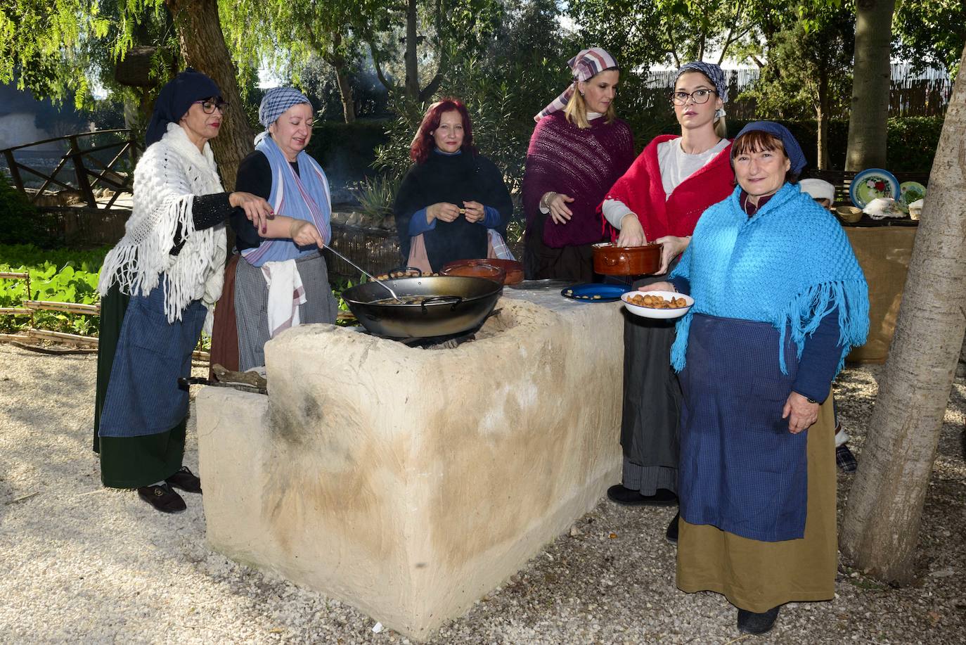 Fotos: La Navidad vuelve a cobrar vida en El Raal
