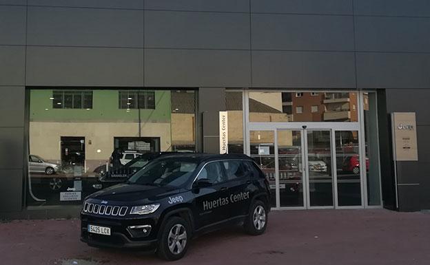 El concesionario oficial Jeep Huertas Center, en la Carretera de Alicante, en Murcia.