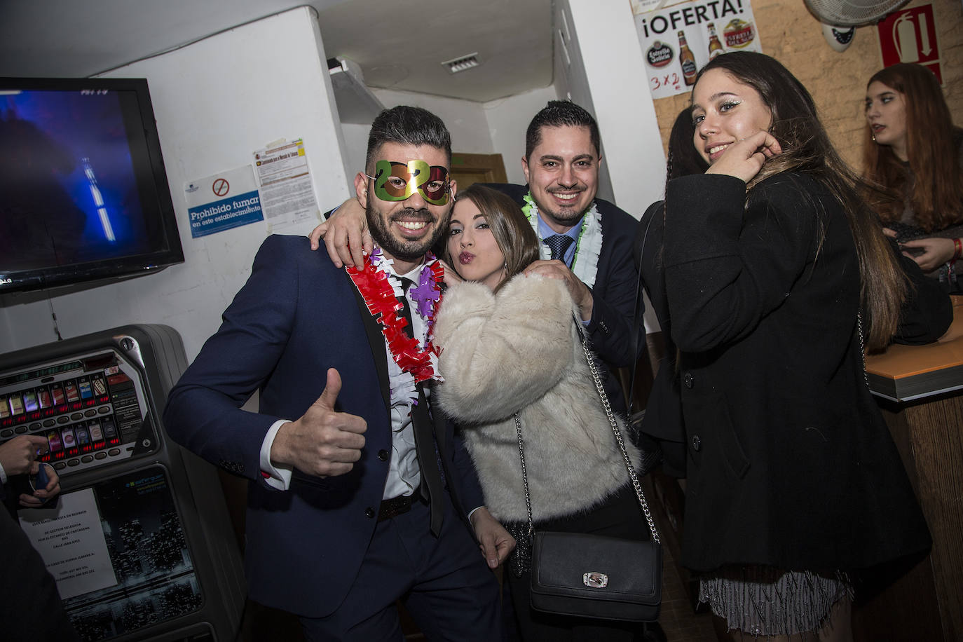 Los cartageneros recibieron al 2020 con sus mejores galas y muchas ganas de diversión.