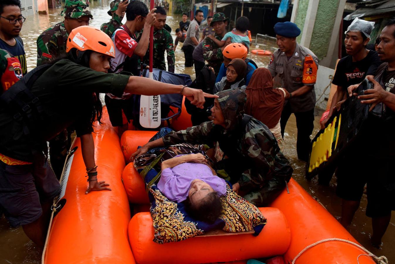 Fotos: Las imágenes que han dejado las inundaciones de Indonesia