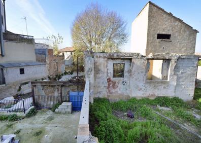 Imagen secundaria 1 - El retraso en la reconstrucción del Molino de Oliver de Aljucer llega al Defensor del Pueblo