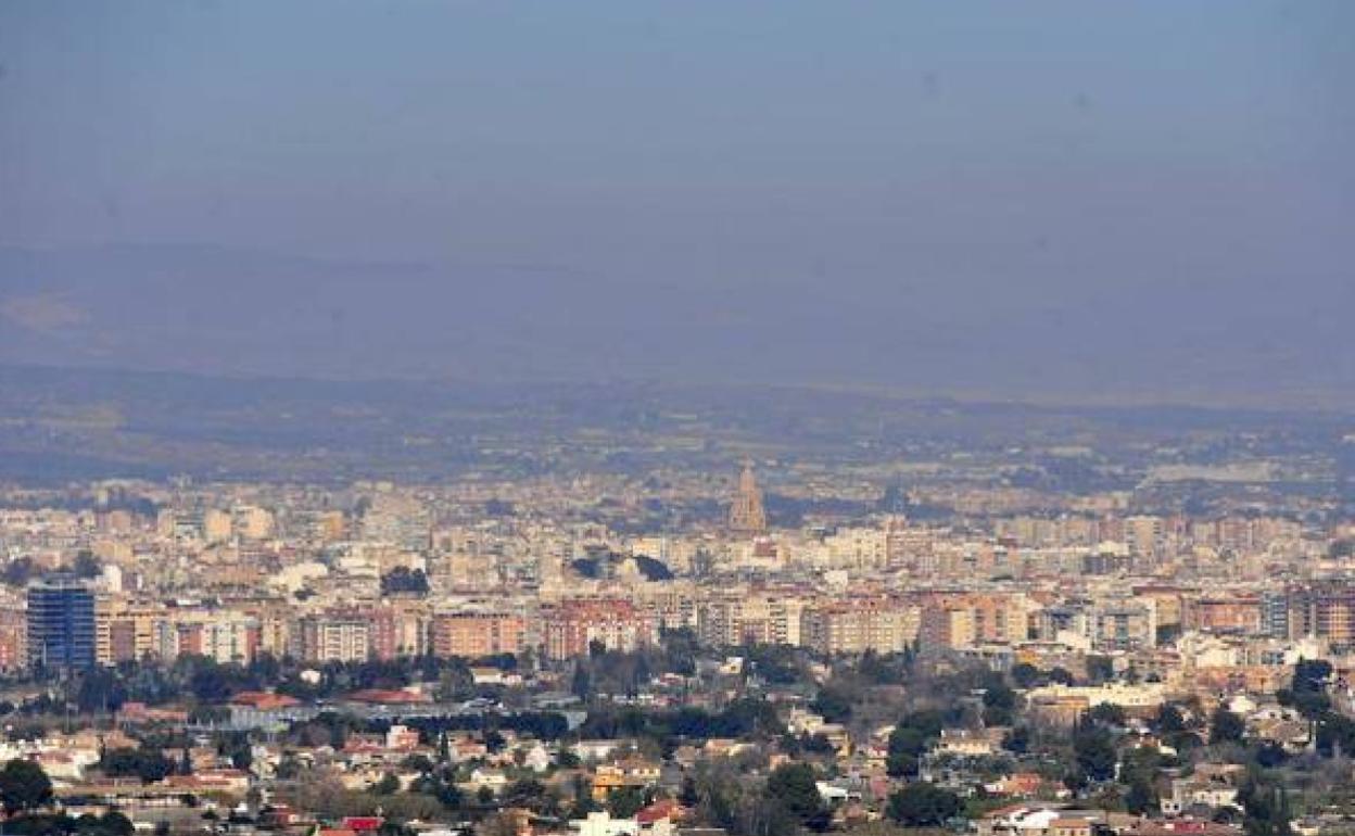 Contaminación atmosférica en Murcia, en una imagen de archivo.