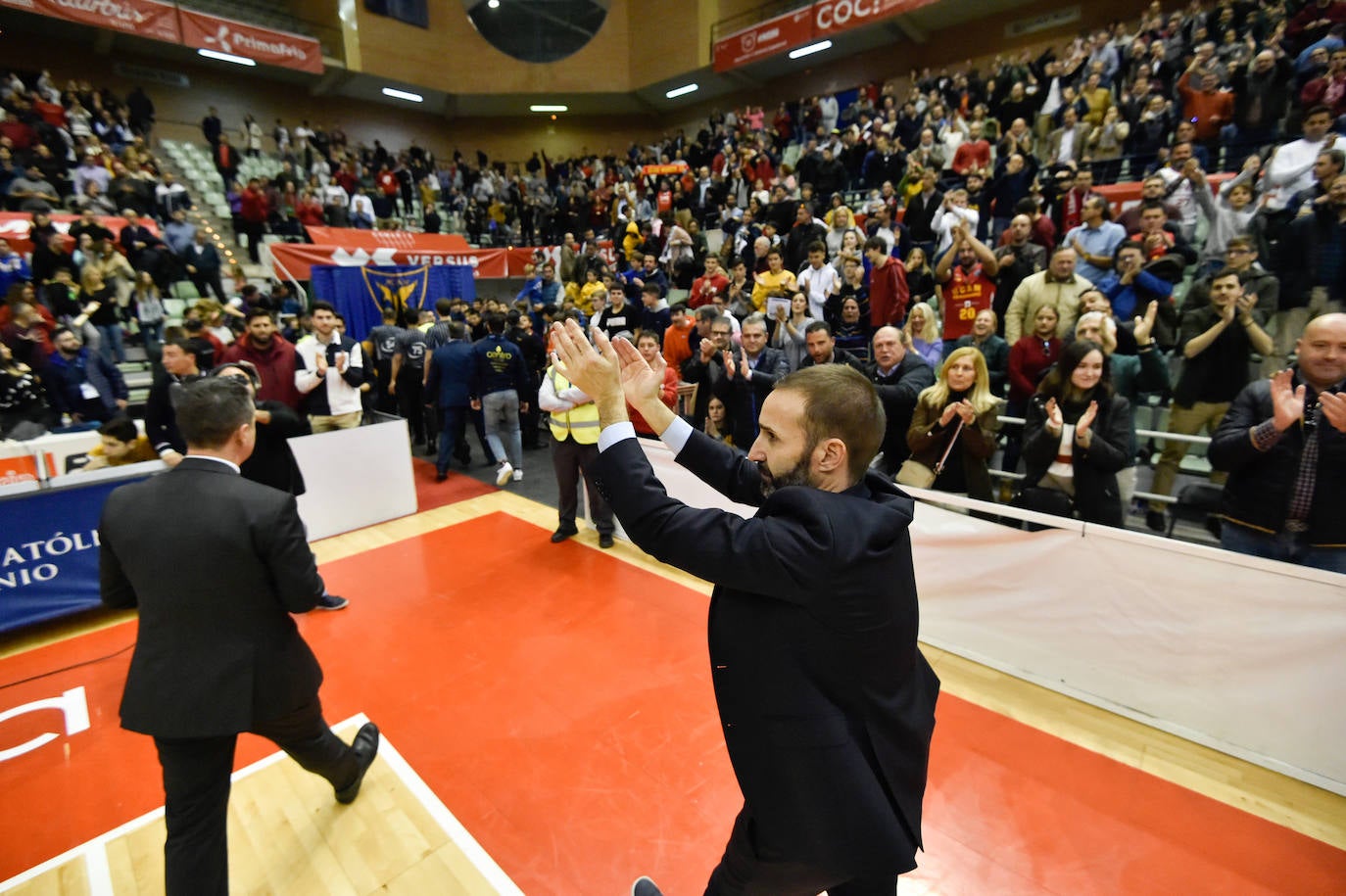 Los universitarios dicen adiós a sus ocho tropiezos consecutivos con su quinta victoria, sostenida en una gran defensa, mejora del juego colectivo y un Eddie autor de 27 puntos