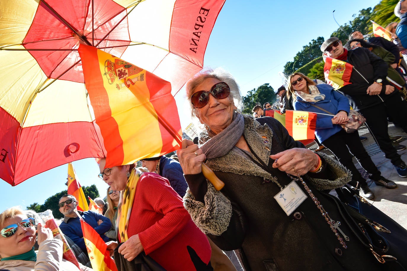 «En España cabemos todos, menos los que quieren romper la unidad nacional», proclamó la diputada Lourdes Méndez