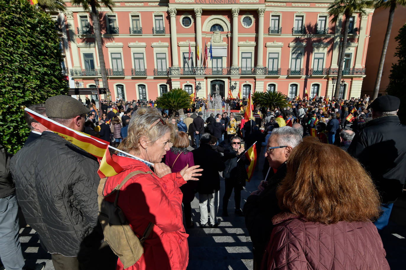 «En España cabemos todos, menos los que quieren romper la unidad nacional», proclamó la diputada Lourdes Méndez