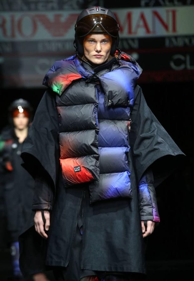 Las propuestas del diseñador Giorgio Armani desfilaron por la Milán Fashion Week.
