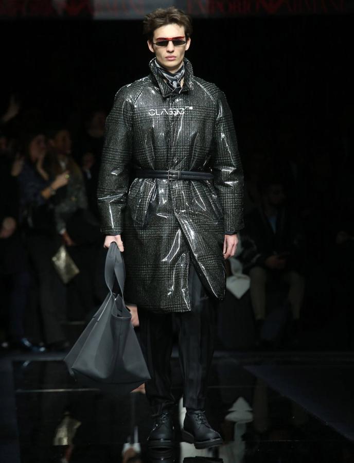 Las propuestas del diseñador Giorgio Armani desfilaron por la Milán Fashion Week.