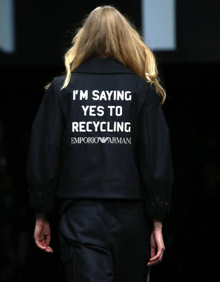 Las propuestas del diseñador Giorgio Armani desfilaron por la Milán Fashion Week.