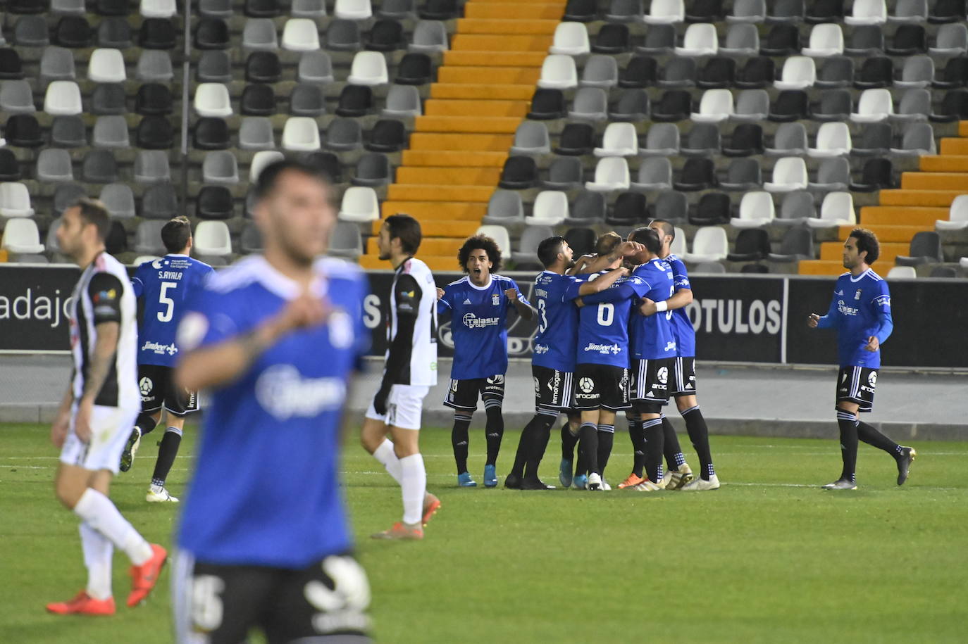 El Efesé evidencia de nuevo su falta de gol, en una mala segunda parte; la revolución no surte efecto y la pizarra de Borja Jiménez hace agua a balón parado