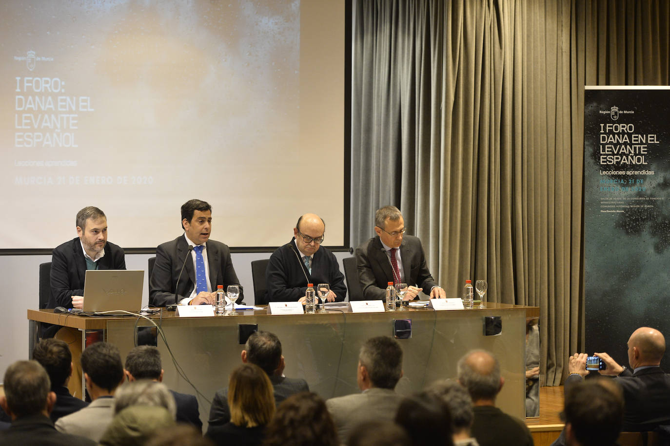 Imagen del consejero de Fomento e Infraestructuras, José Ramón Díez de Revenga, durante la I Jornada sobre la Dana en el Levante español.