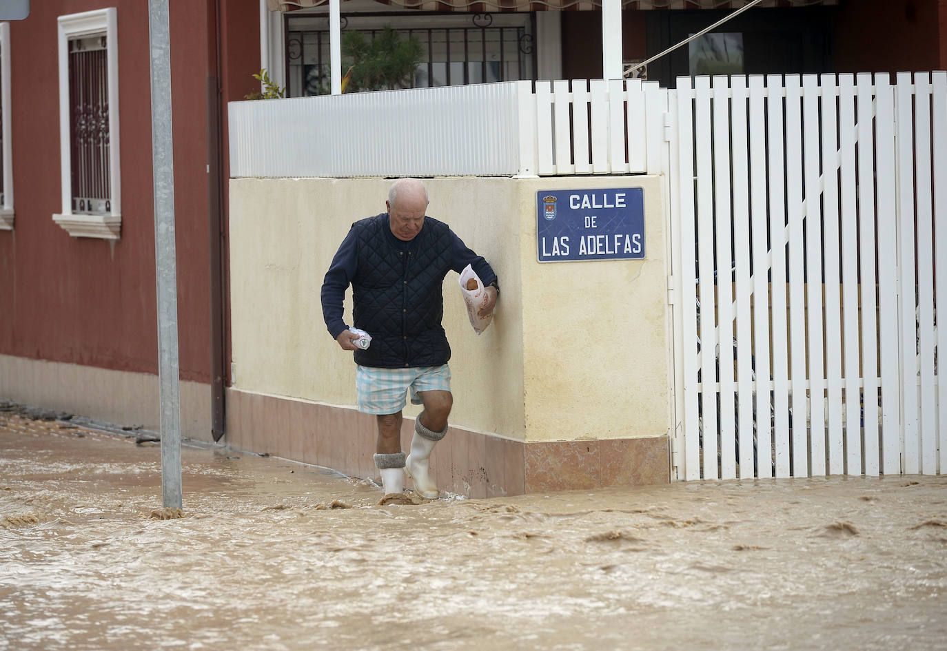 El municipio de Los Alcázares volvió a ser uno de los más afectados por el temporal que recorrió la Región