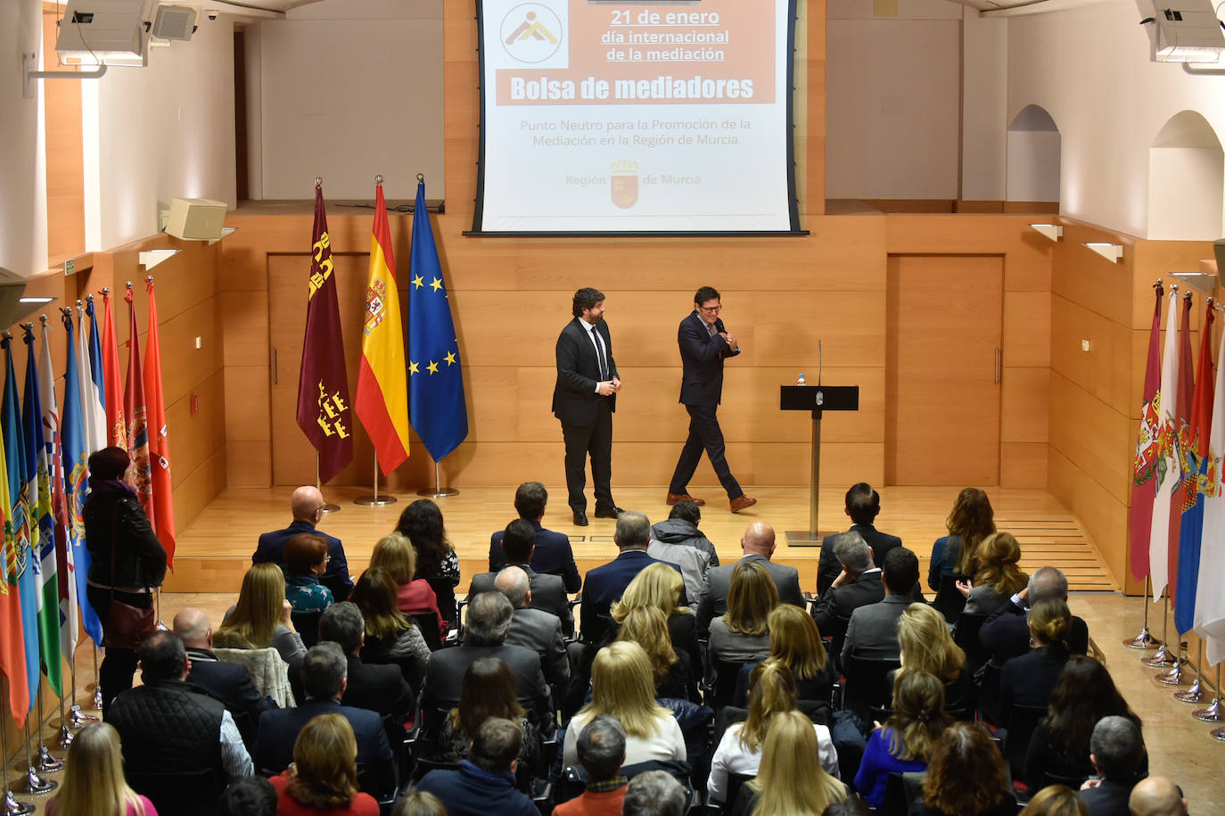 El presidente de la Región de Murcia avanza que una de cada cinco aportaciones ciudadanas a este tratado piden el impulso del arbitraje como vía para la resolución de conflictos