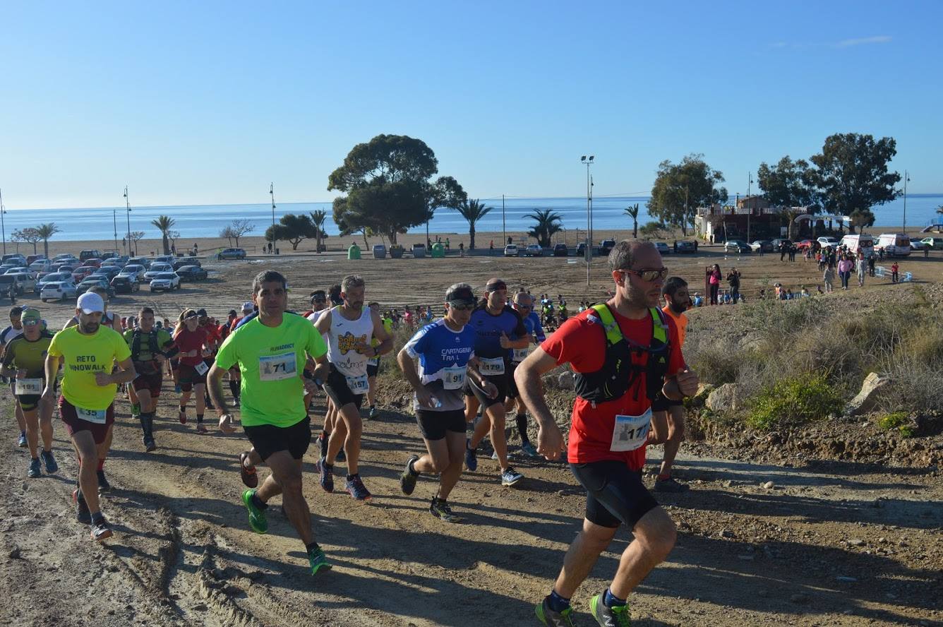 El atleta del C.D. Runtritón Cartagena completa los 21 kilómetros en un tiempo de 1:24:57, por los 1:44:17 para la corredora del Mobel Automenor Running Team