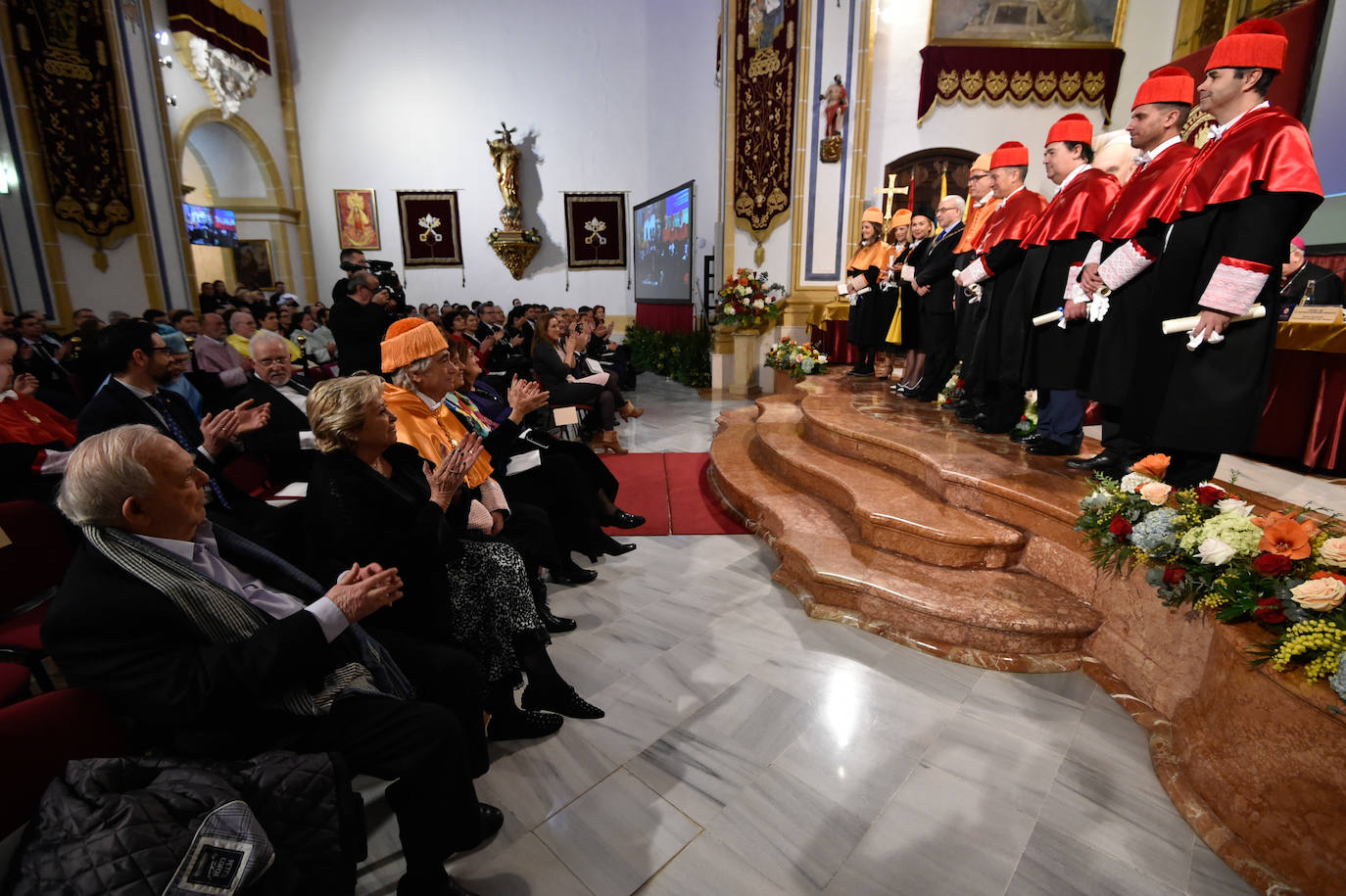 Fotos: La UCAM proyecta impartir Veterinaria, Biotecnología y Trabajo Social