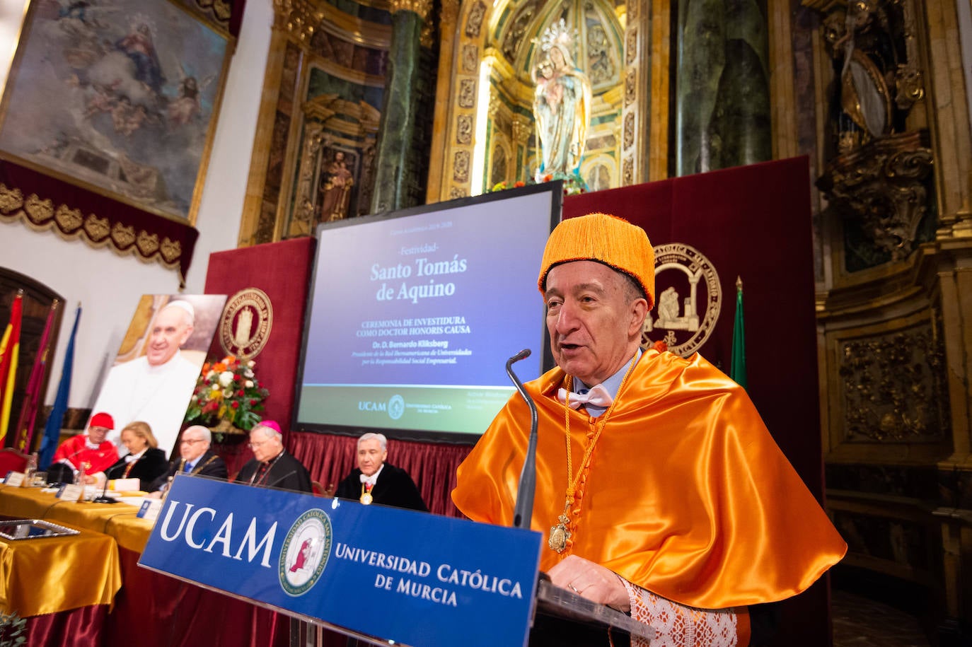 Fotos: La UCAM proyecta impartir Veterinaria, Biotecnología y Trabajo Social