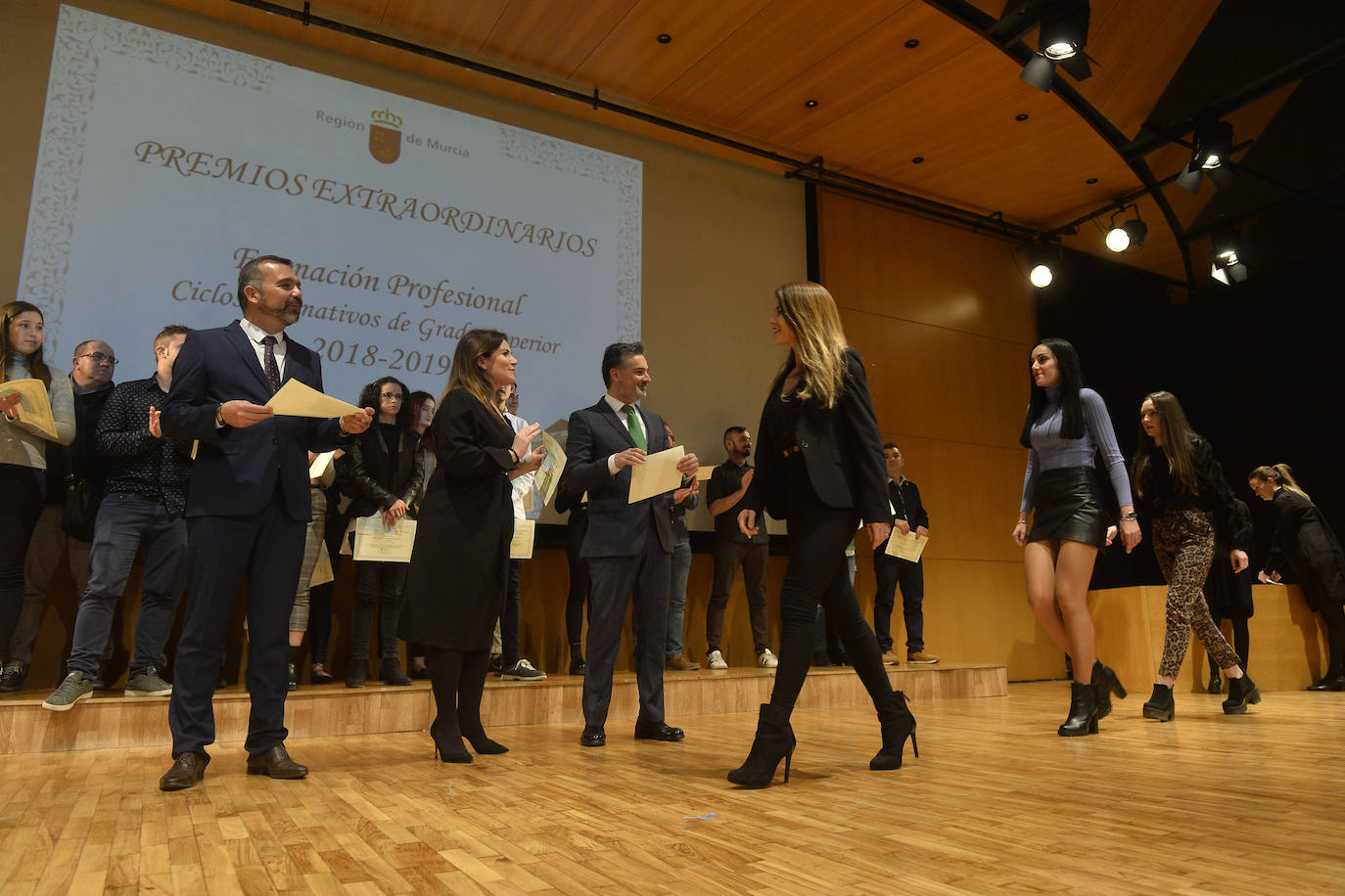 Fotos: Los alumnos más brillantes de la Región recogen sus premios a la excelencia