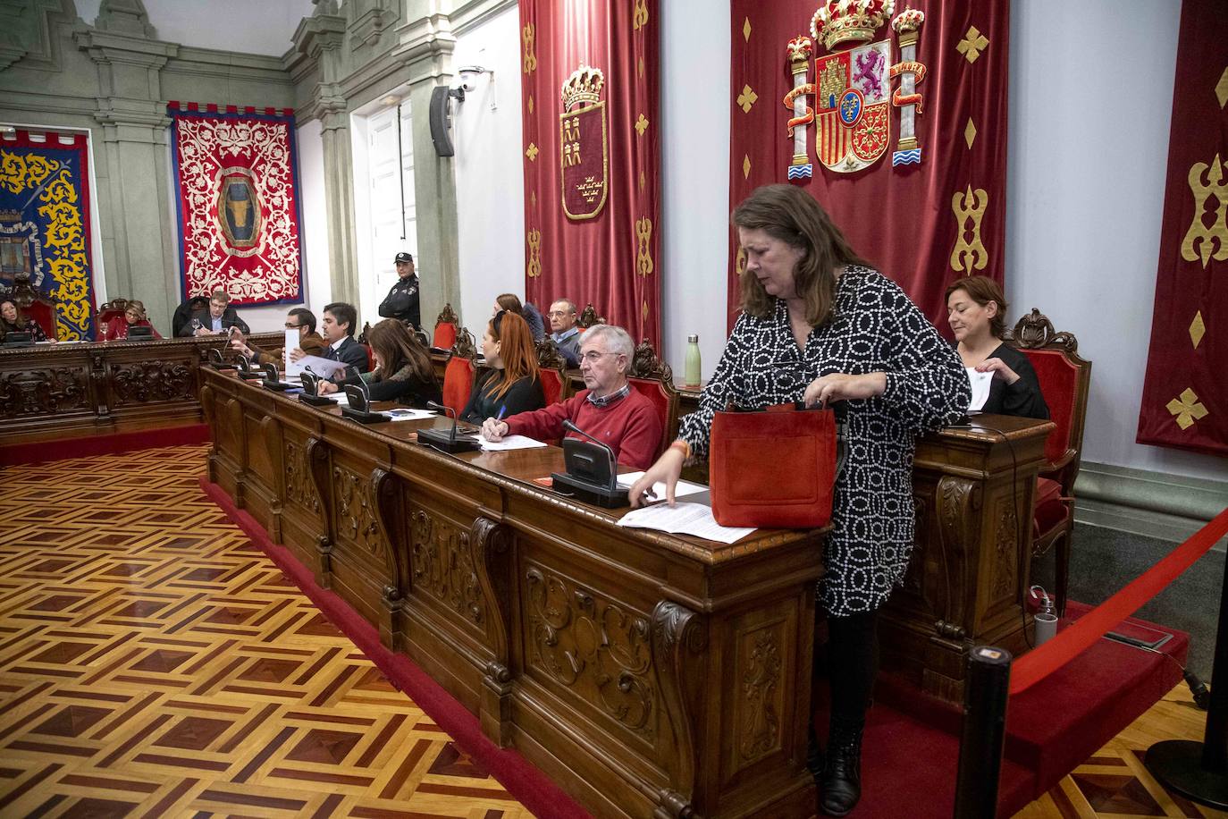 Fotos: Castejón usa un tecnicismo para no debatir la reprobación a su gobierno