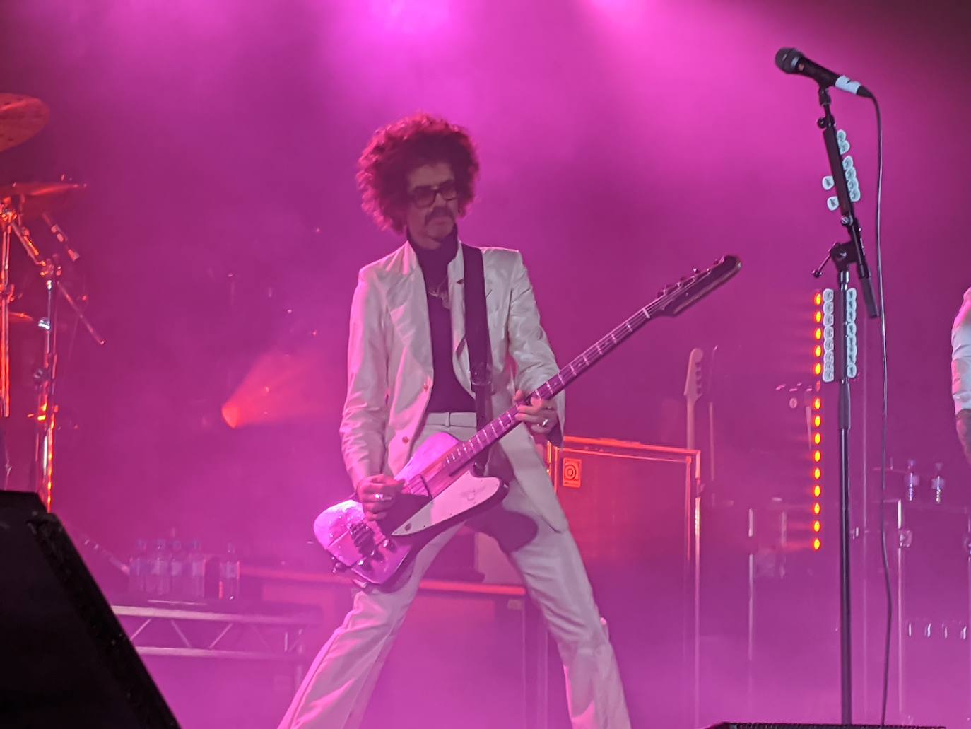 Fotos: The Darkness recuerda en Murcia cuando el rock era diversión