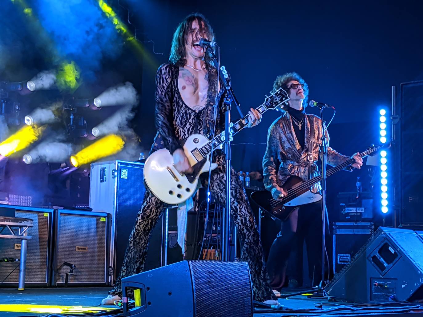 Fotos: The Darkness recuerda en Murcia cuando el rock era diversión