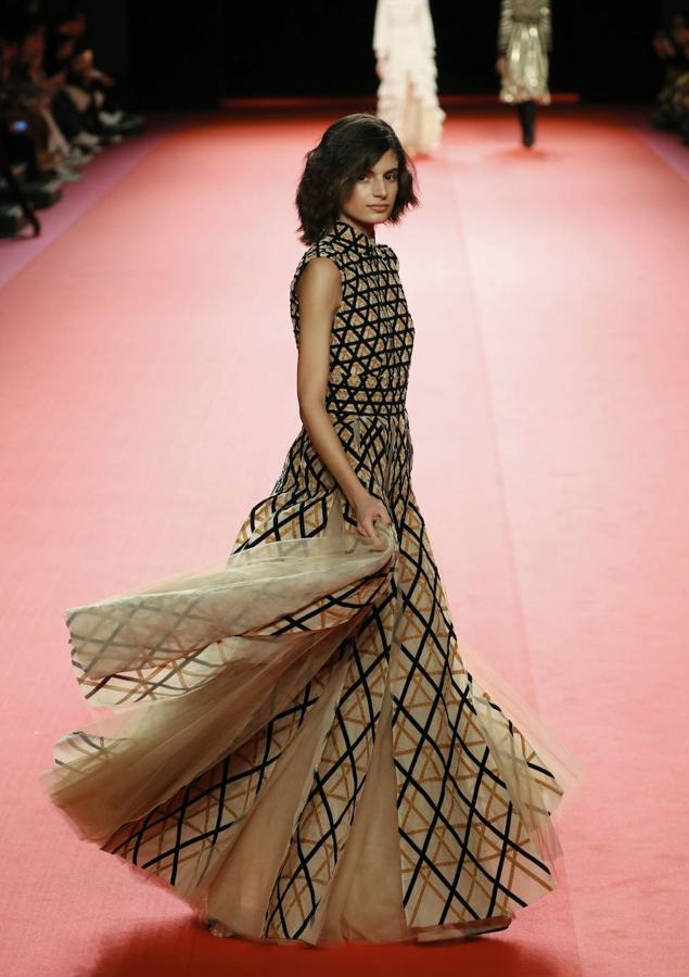 Los vestidos de ensueño de Teresa Helbig desfilaron en la pasarela de la Madrid Fashion Week. 