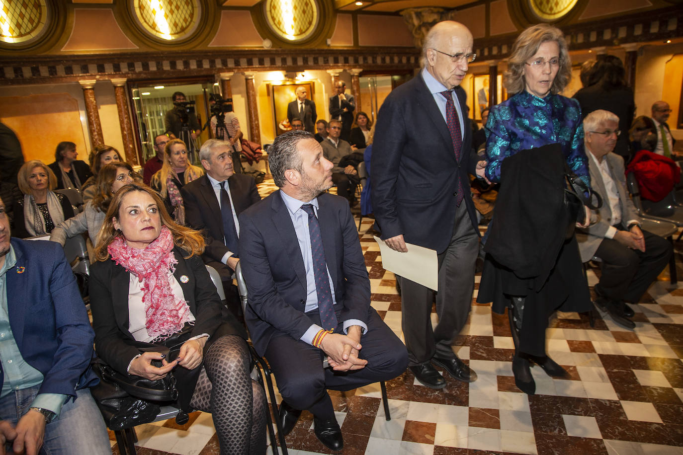 Fotos: La arqueóloga Ruiz Valderas ingresa en el Comité Científico de la Fundación de Estudios Históricos