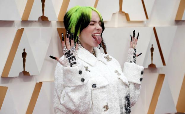 Imagen. Billie Eilish, en la alfombra roja.