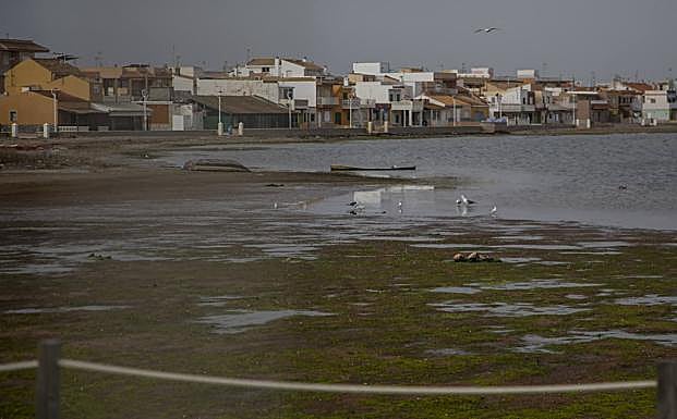 Imagen principal - Playas de Los Nietos y Los Urrutias. 