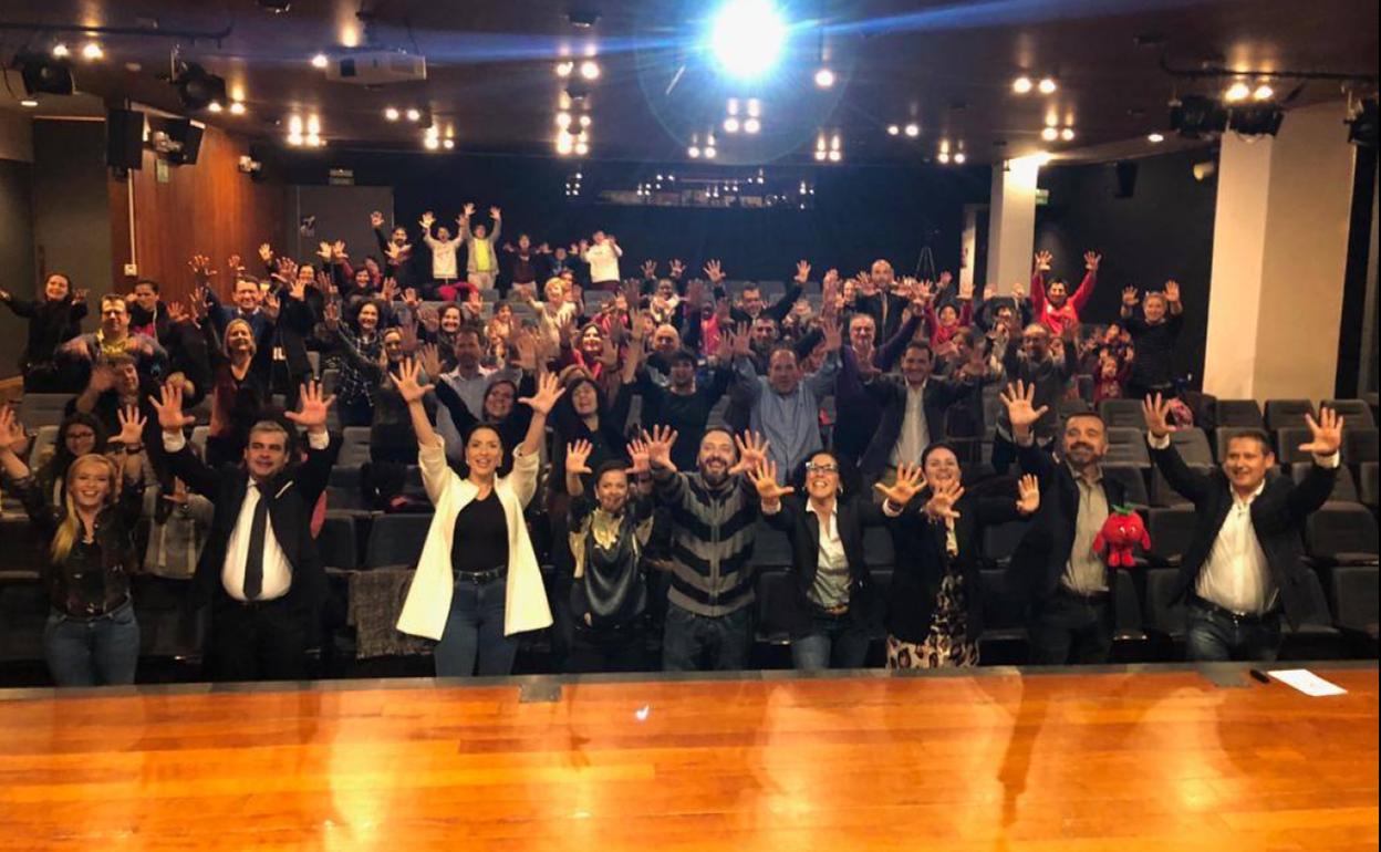 La consejera de Educación y Cultura, Esperanza Moreno, asistió esta semana a la primera charla informativa para familias sobre el programa 'Escuelas Activas' celebrada en Murcia.