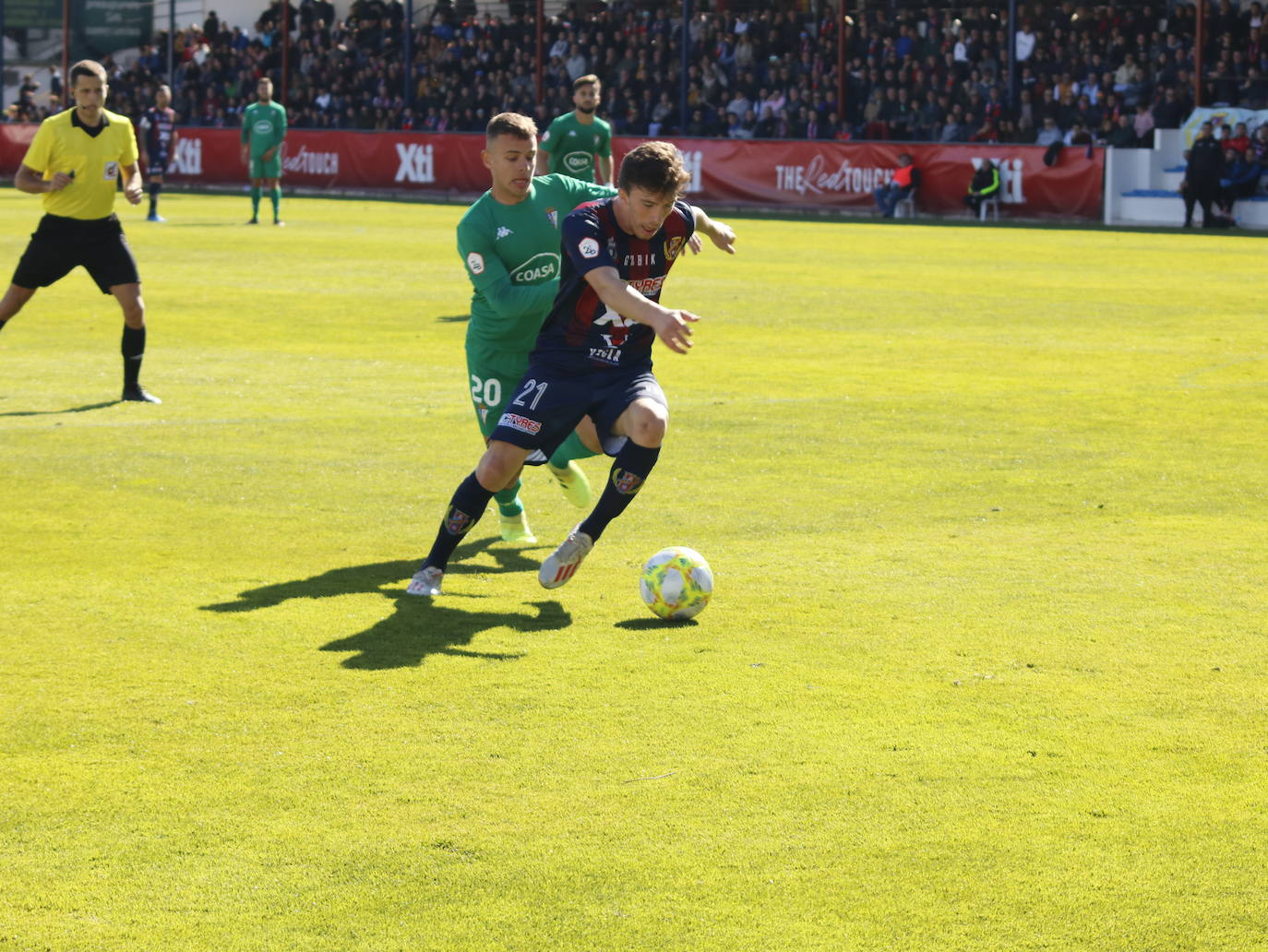 Fotos: Dura derrota del Yeclano ante el San Fernando (0-5)