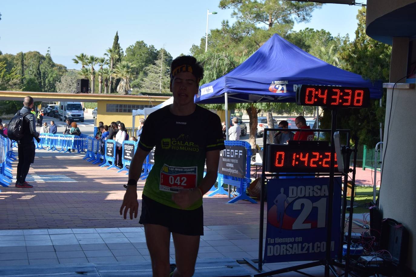 El corredor del Trail Santomera completa los 26 kilómetros en un tiempo de 1:55:05, por la marca de 2:15:15 para la deportista del Automenor Running Team