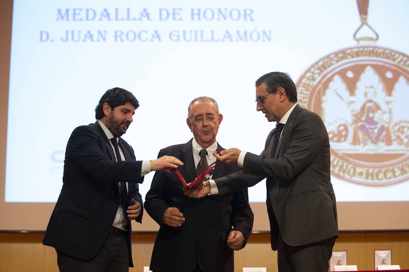 Fotos: La UMU entrega sus Medallas de Oro a los exrectores Lozano Teruel, Roca, Monreal, Ballesta y Cobacho