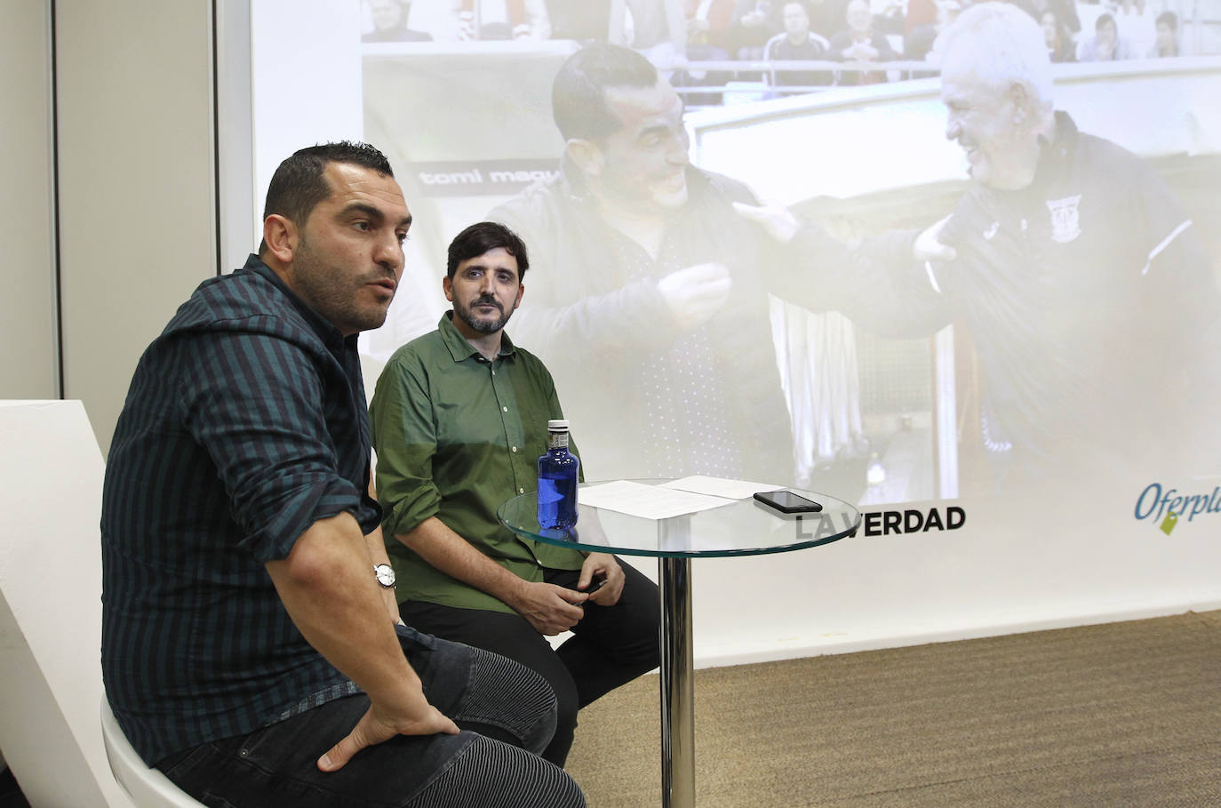 Fotos: Encuentro exclusivo con Adrián Hernández