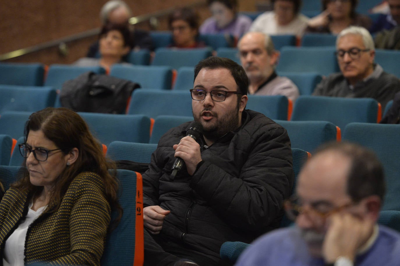 Fotos: La UMU pide al Gobierno regional que elimine el veto parental y da su apoyo expreso a los docentes