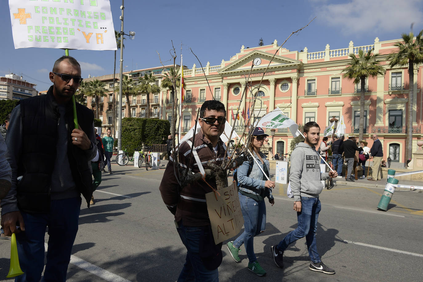 Fotos: La protesta del campo llega ya a Murcia