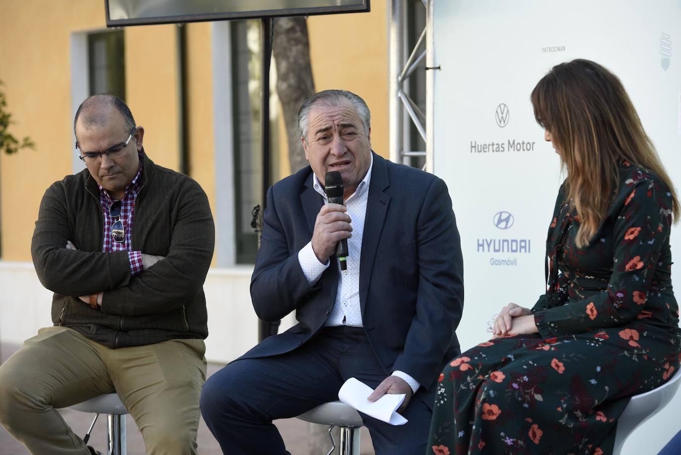 La jornada, que se celebra hoy en el Cuartel de Artillería desde las 11 a las 21 horas, dará a conocer los beneficios de los vehículos ECO para las personas y el medio ambiente.