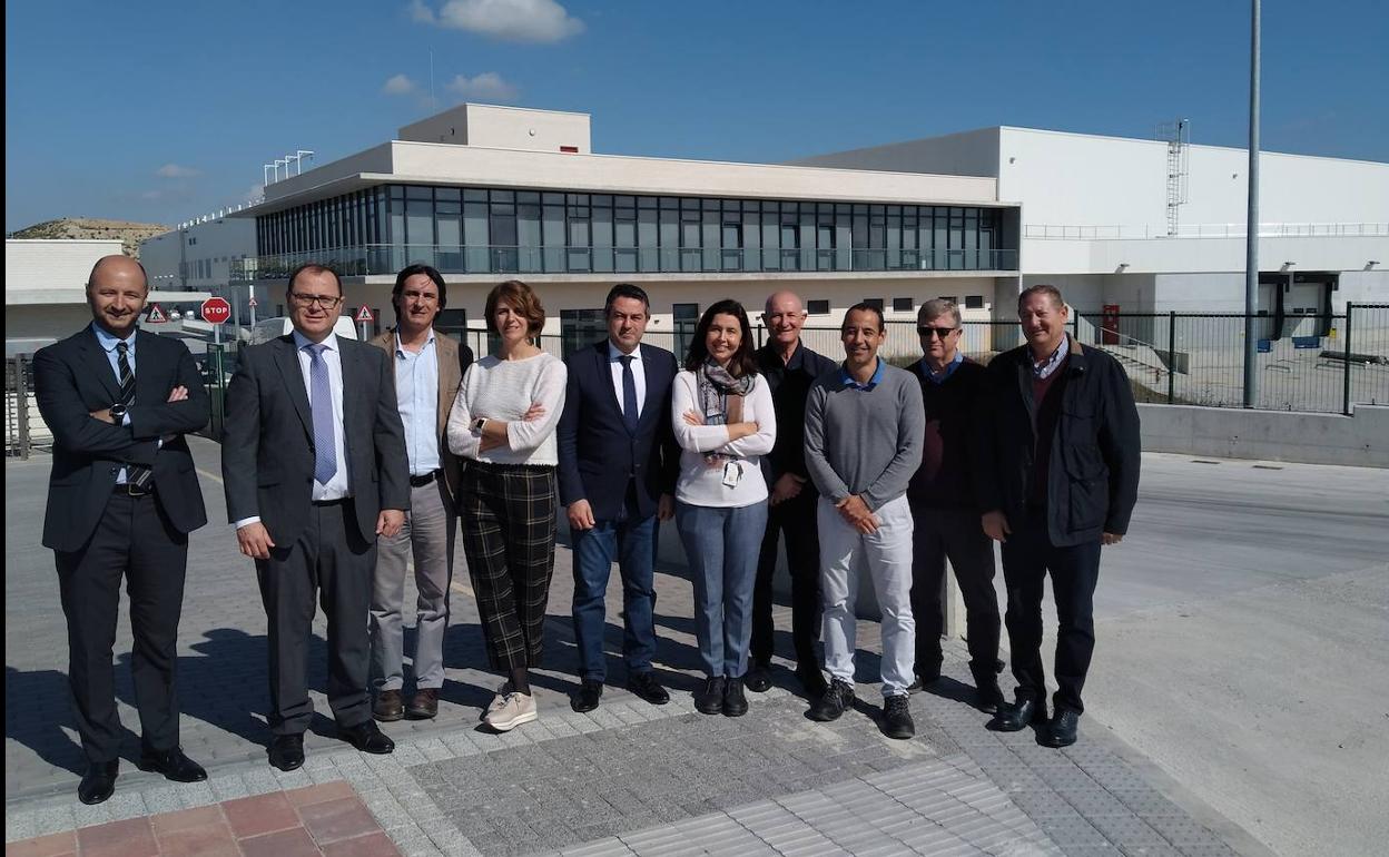 Visita del alcalde Alcantarilla a la nueva planta.