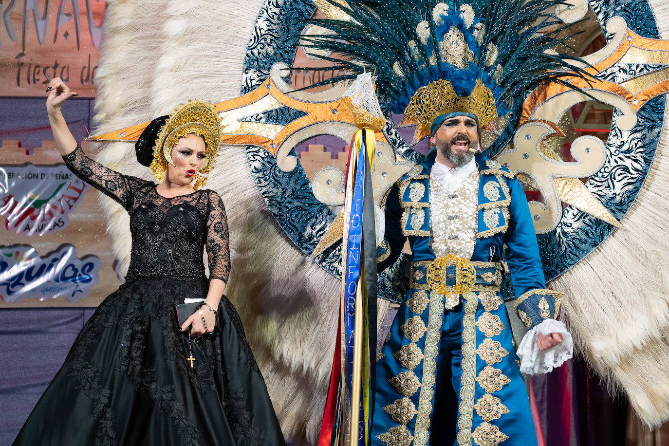 El actor Fernando Tejero se viste de juglar y relata en su pregón cómo habría sido su vida en Águilas: «Me perdí de chaval tener mis días de fútbol en El Rubial».