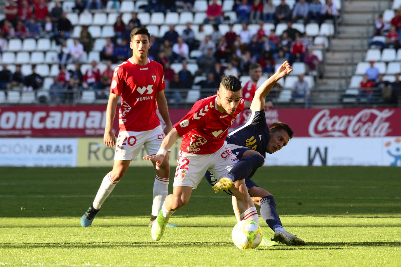 Fotos: El derbi de la capital solo fue de color grana