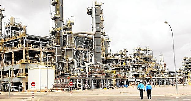 Una de las cuatro plantas que tiene Sabic en La Aljorra.