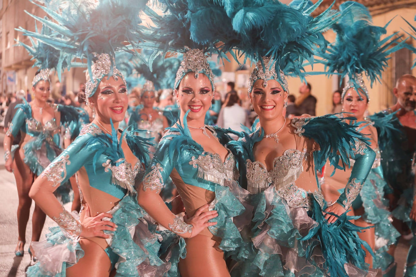 Fotos: Águilas se llena de color en el segunda gran desfile del Carnaval