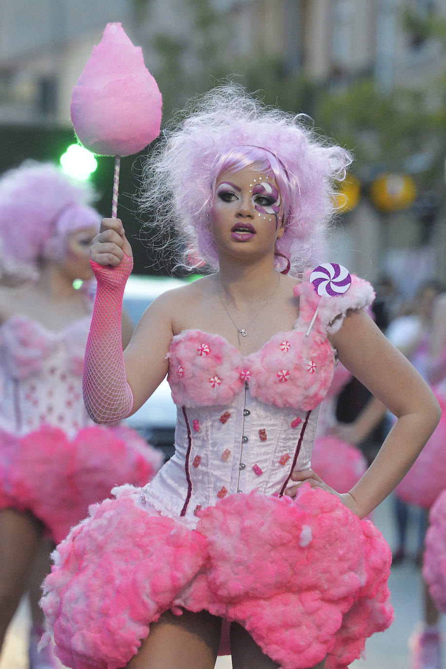 Fotos: Plumas, lentejuelas y sátira en el desfile más importante del Carnaval de Cabezo de Torres