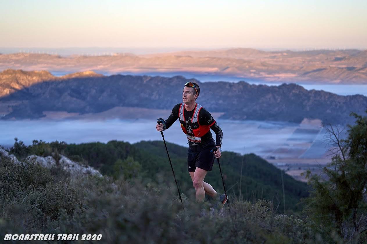 El atleta del Bicihuerta completa los 61 kilómetros con un tiempo de 6:46:30, por los 9:11:36 para la corredora del Kampamento Base