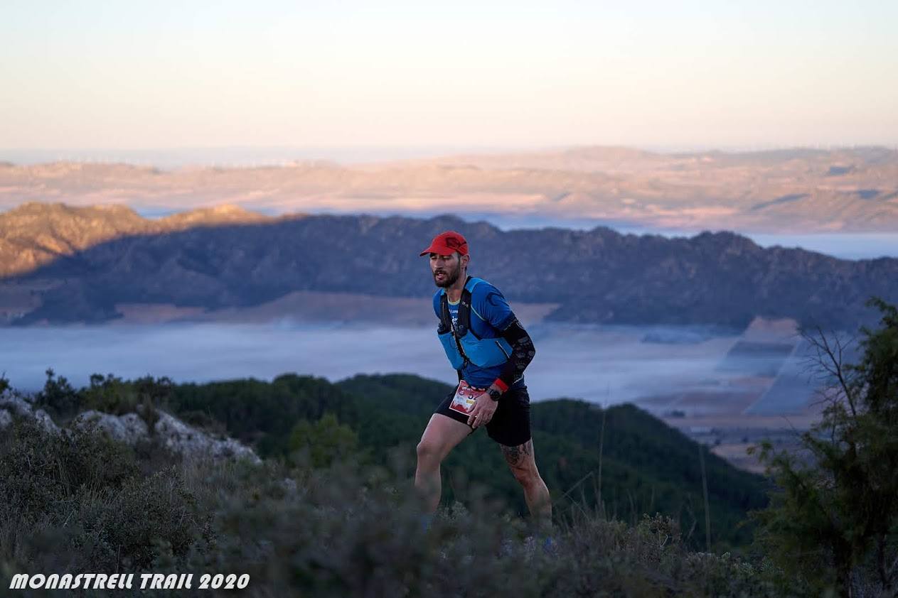 El atleta del Bicihuerta completa los 61 kilómetros con un tiempo de 6:46:30, por los 9:11:36 para la corredora del Kampamento Base