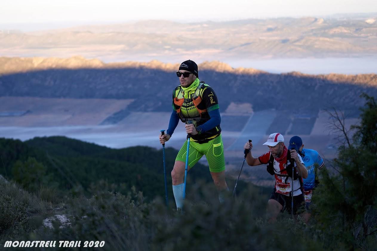 El atleta del Bicihuerta completa los 61 kilómetros con un tiempo de 6:46:30, por los 9:11:36 para la corredora del Kampamento Base