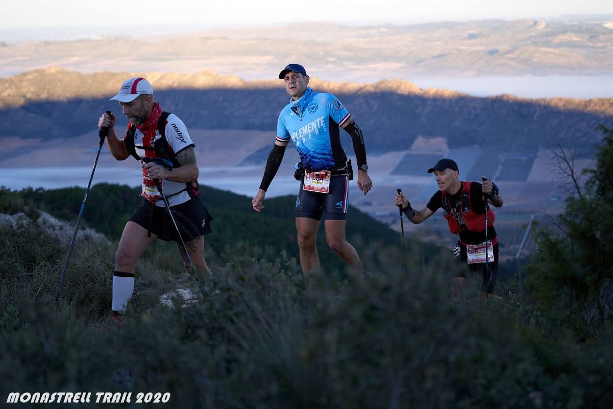 El atleta del Bicihuerta completa los 61 kilómetros con un tiempo de 6:46:30, por los 9:11:36 para la corredora del Kampamento Base