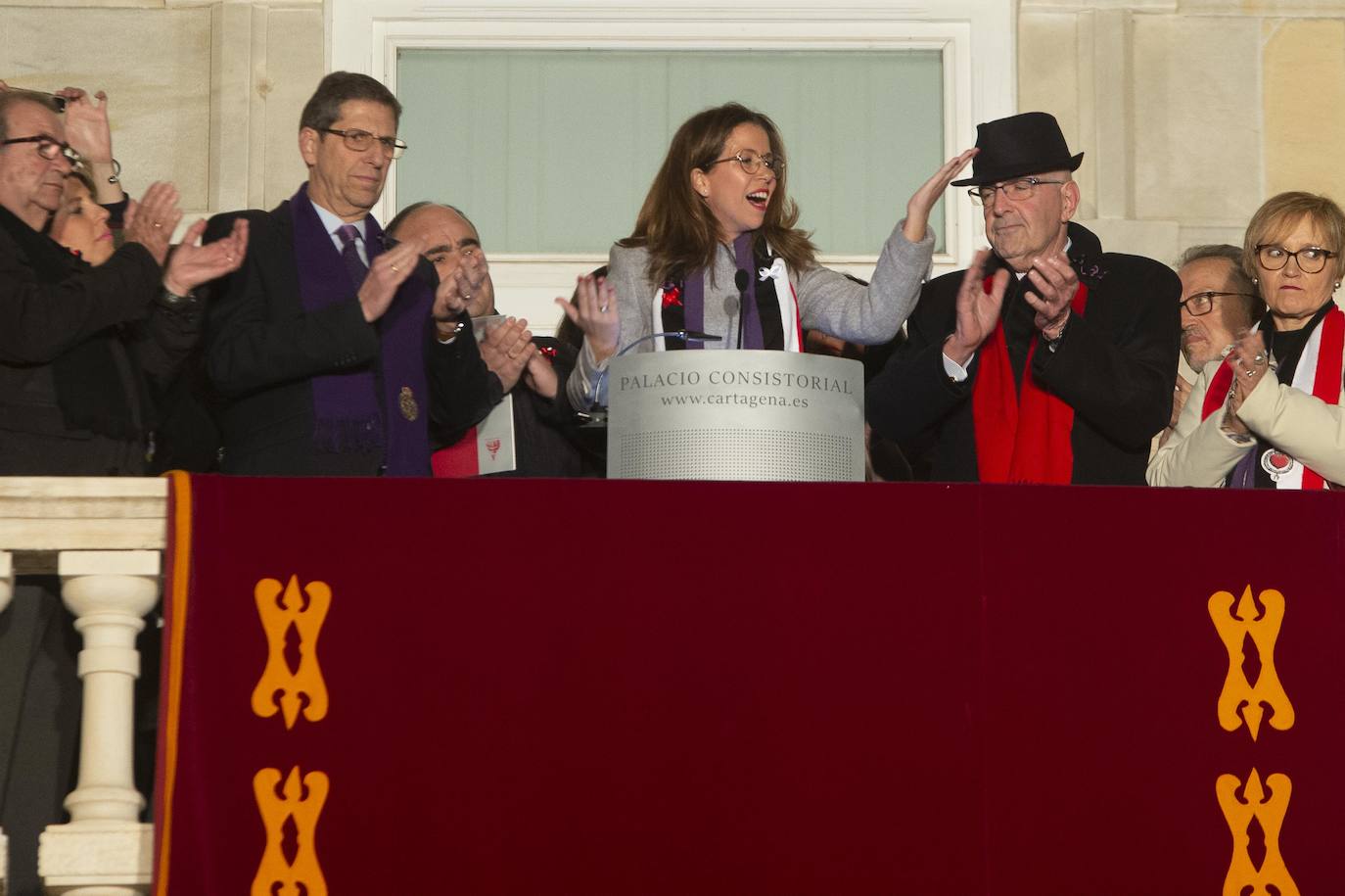 Fotos: Un centenar de funcionarios de Cartagena boicotean el acto de La Llamada