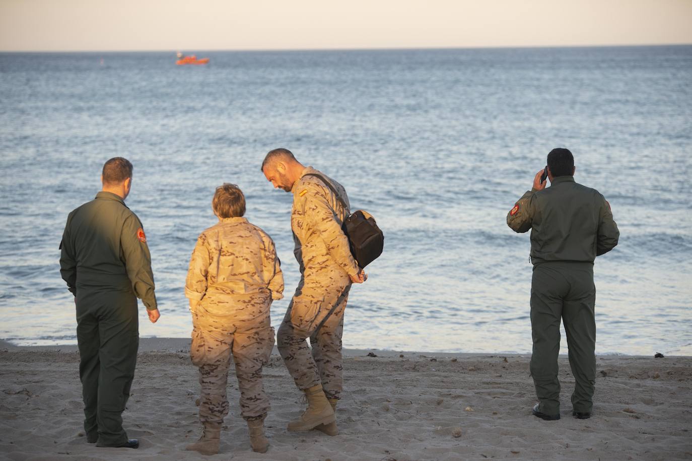 Fotos: Nuevo accidente de un piloto de la AGA en la costa de la Región de Murcia