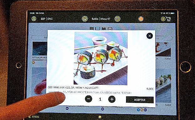 Menús interactivos, camareros robots… así son los restaurantes modernos