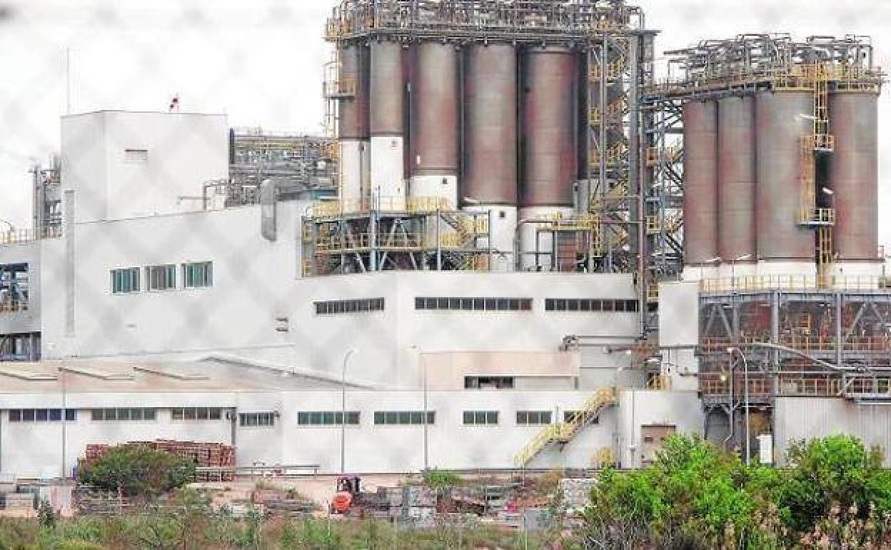 Vista de una de las zonas de producción de la multinacional saudí Sabic, ubicada en la diputación de La Aljorra, en una foto de archivo.